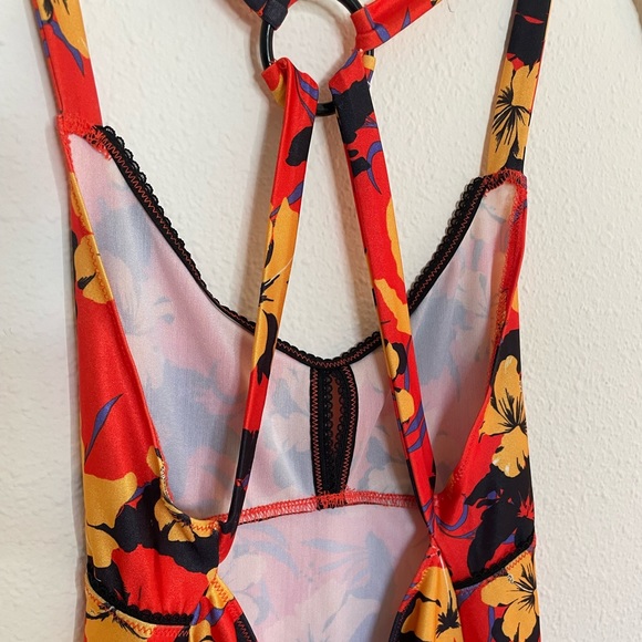 urban outfitters dress - Picture 2 of 4